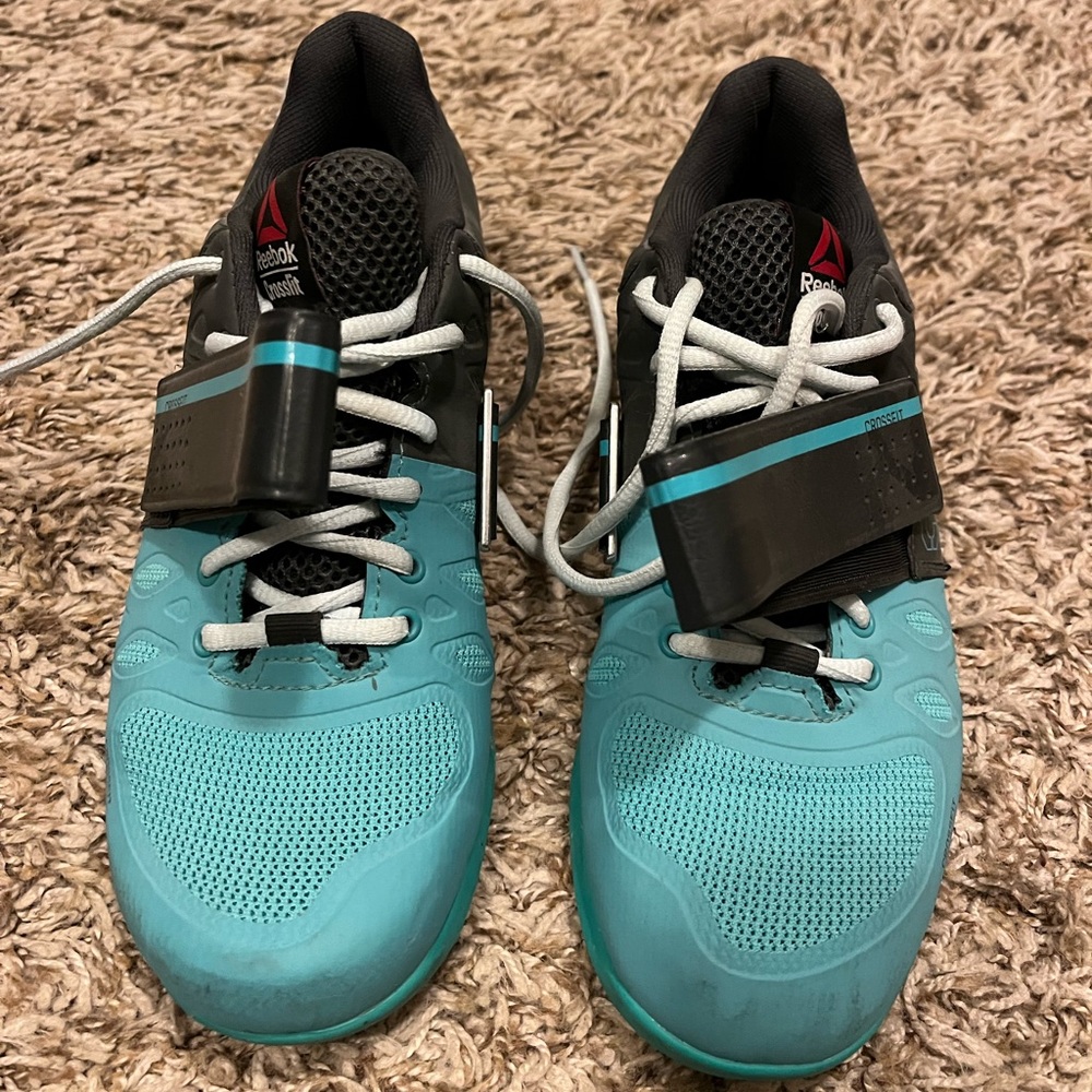 Reebok lifting shoes